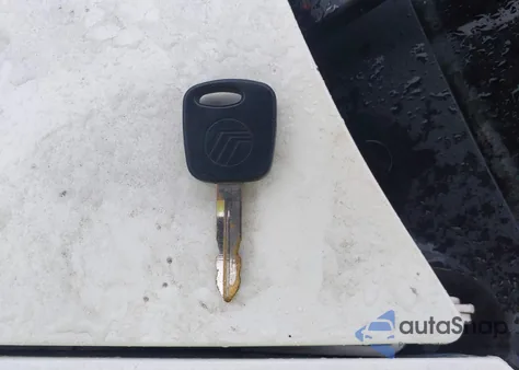 2000 Mercury Grand Marquis Ls из США, поврежденный, VIN 2MEFM75WXYX651488